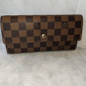 Louis Vuitton Damier Long Wallet